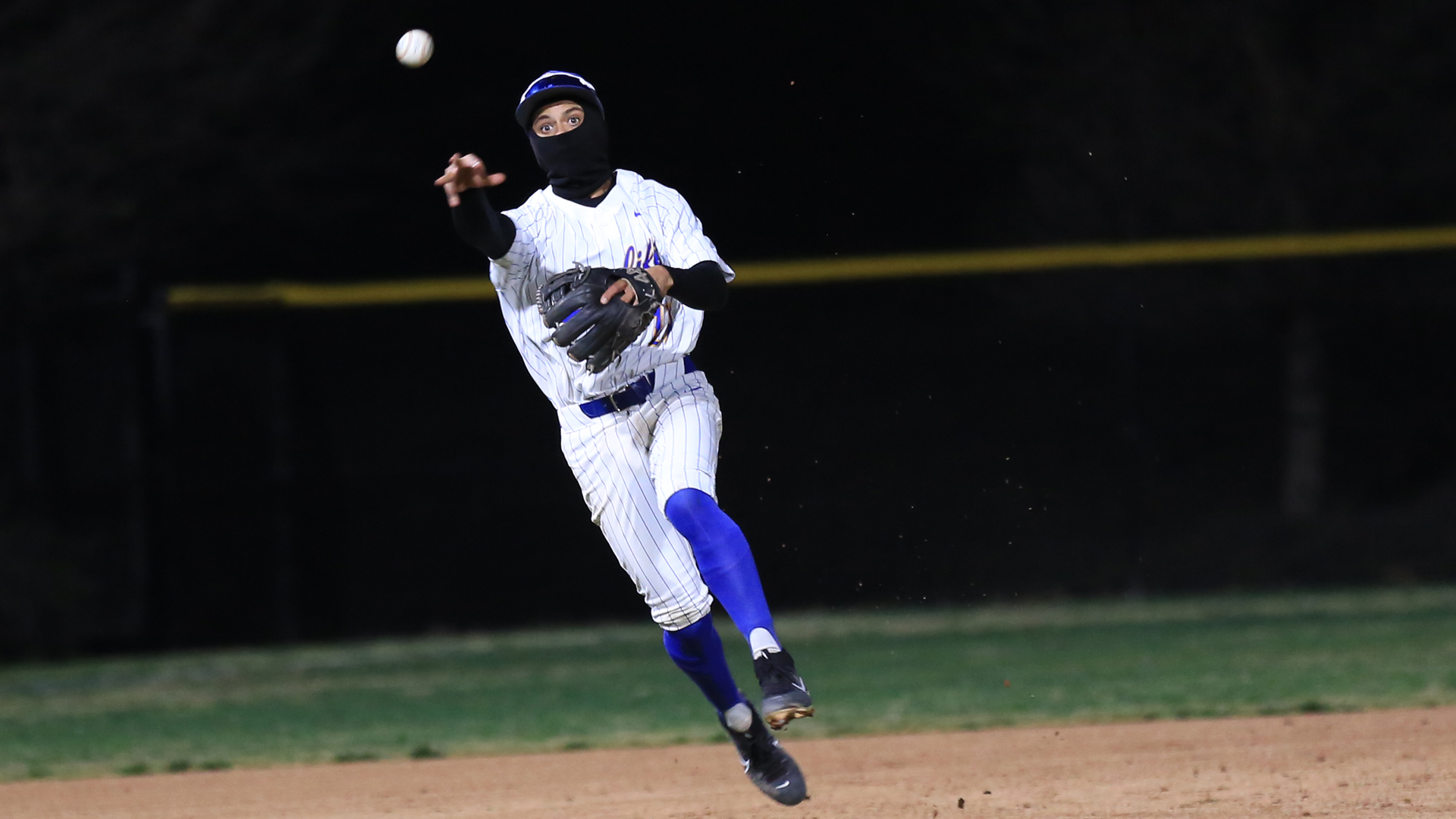 Zane Parmenter turns in a nice play at shortstop on a night in which the Warriors struggled in the field. Photo by Brandon Petersen.